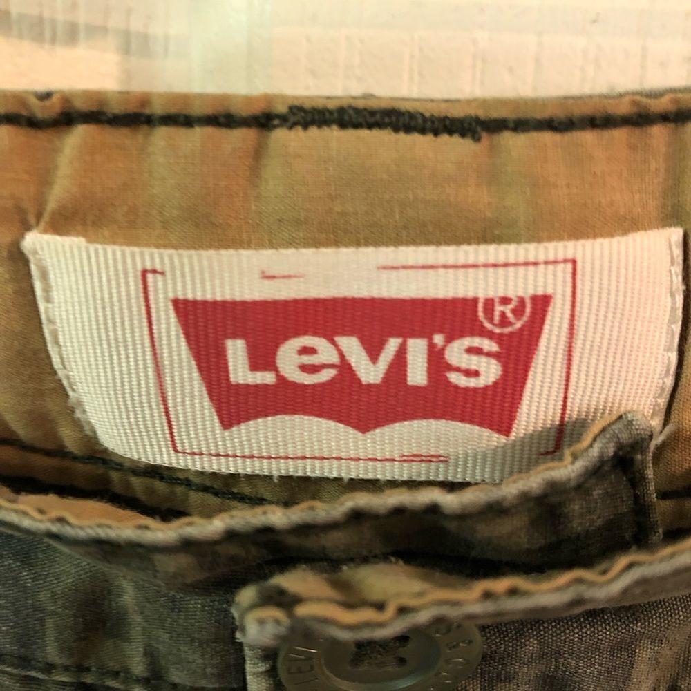 Levi’s shorts   - Picture 2 of 5